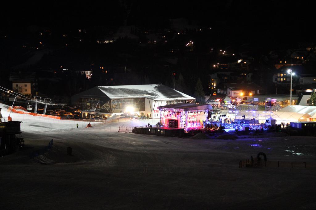 Pension Hubertushof Beim Roemerbad Bad Kleinkirchheim Exterior foto