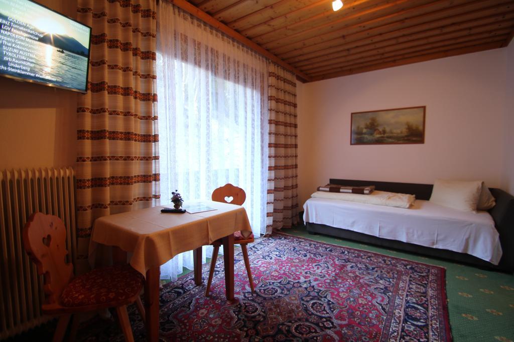 Pension Hubertushof Beim Roemerbad Bad Kleinkirchheim Quarto foto